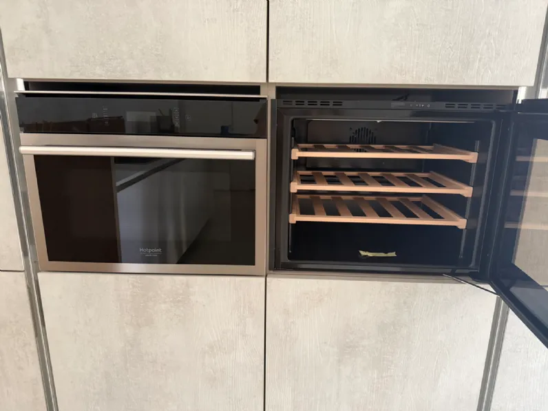 Cucina Gola di Euromobil in Offerta Outlet -50%