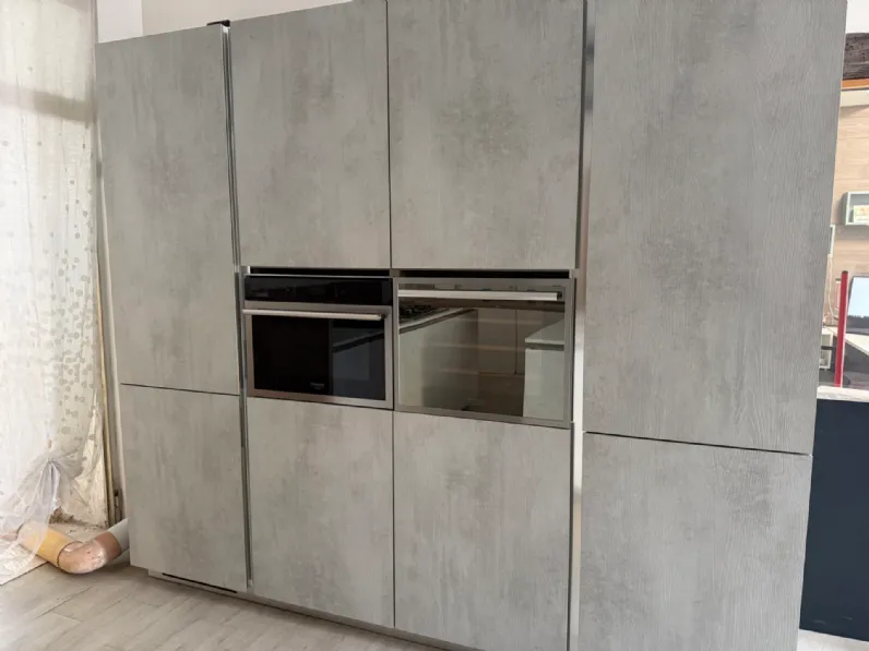 Cucina Gola di Euromobil in Offerta Outlet -50%