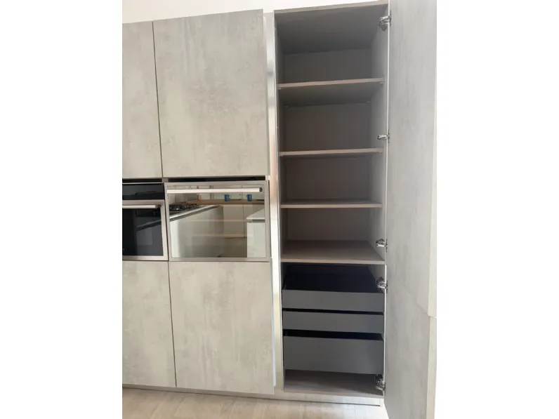 Cucina Gola di Euromobil in Offerta Outlet -50%