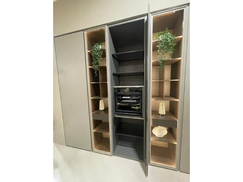Cucina Ernestomeda Sign con isola  OFFERTA OUTLET sconto 63% 