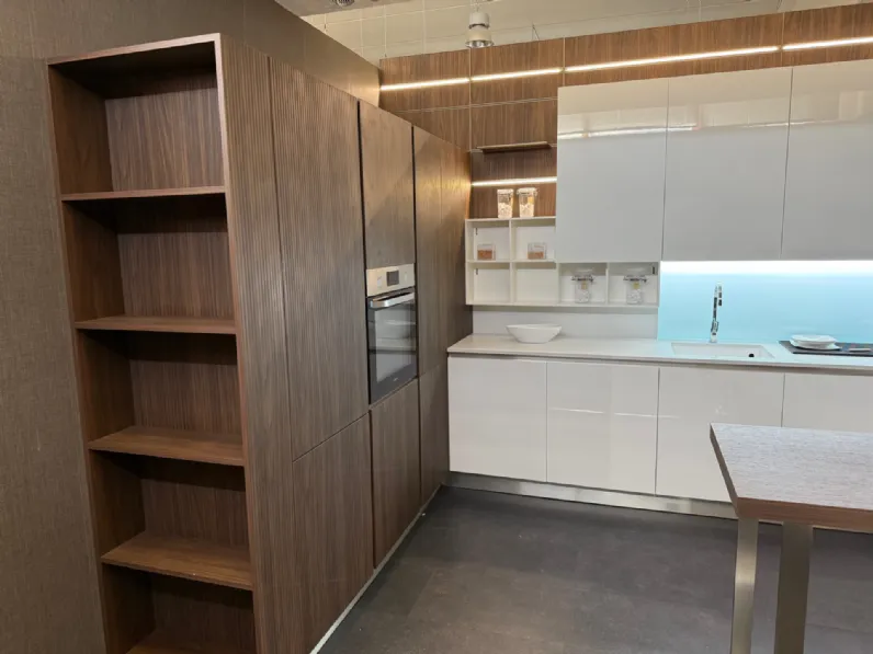 Cucina Oyster con penisola Veneta Cucine con un ribasso imperdibile