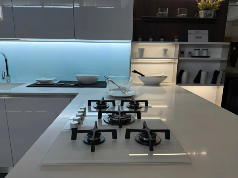 Cucina Oyster con penisola Veneta Cucine con un ribasso imperdibile