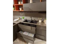 Cucina grigia moderna con penisola Creativa Lube cucine scontata