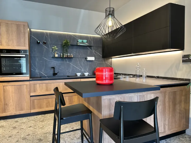 Cucina con penisola moderna altri colori Scavolini Evolution a soli 10900 Euro