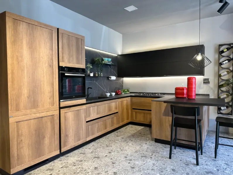Cucina con penisola moderna altri colori Scavolini Evolution a soli 10900 Euro