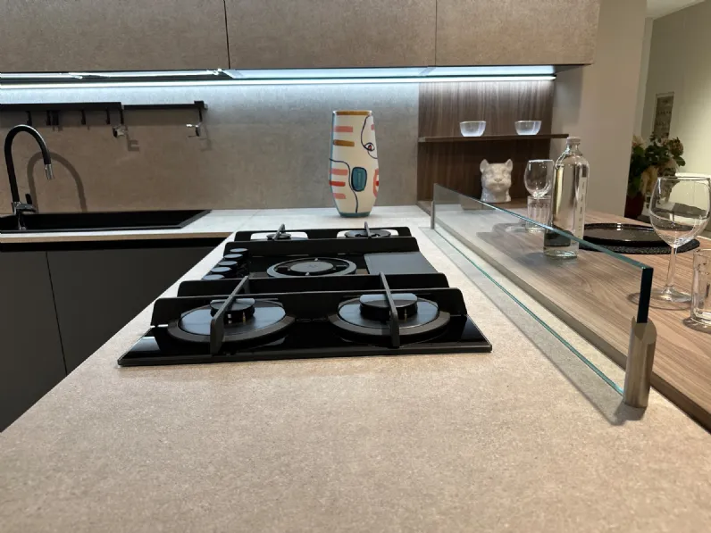 Cucina a prezzo ribassato con penisola moderna Infinity Stosa