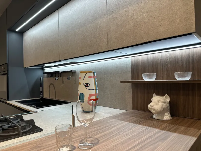 Cucina a prezzo ribassato con penisola moderna Infinity Stosa