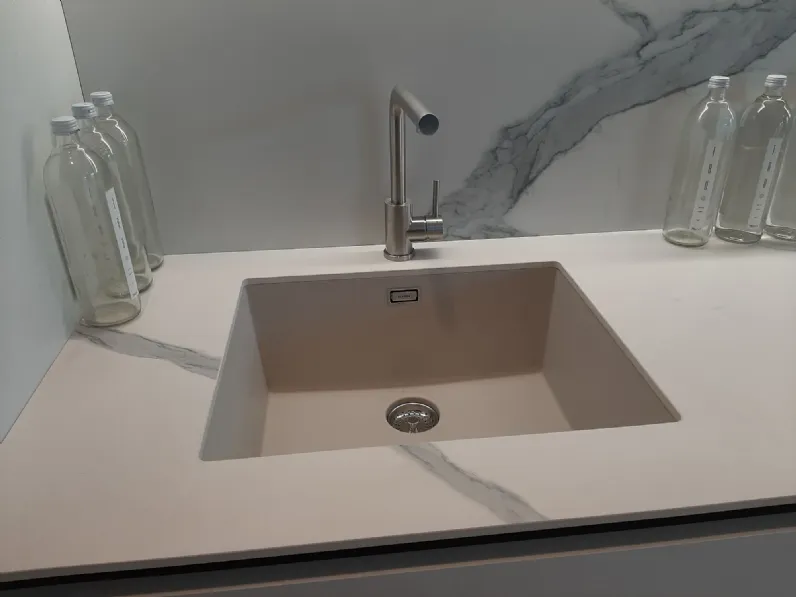 Cucina grigia moderna lineare Domino Prima cucine a soli 8780 Euro