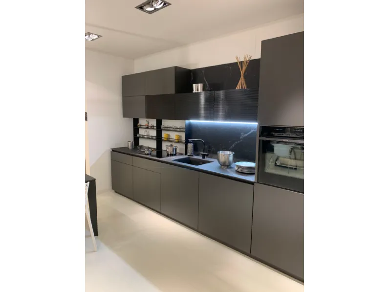 Cucina antracite moderna lineare Libra Scavolini a soli 13900€