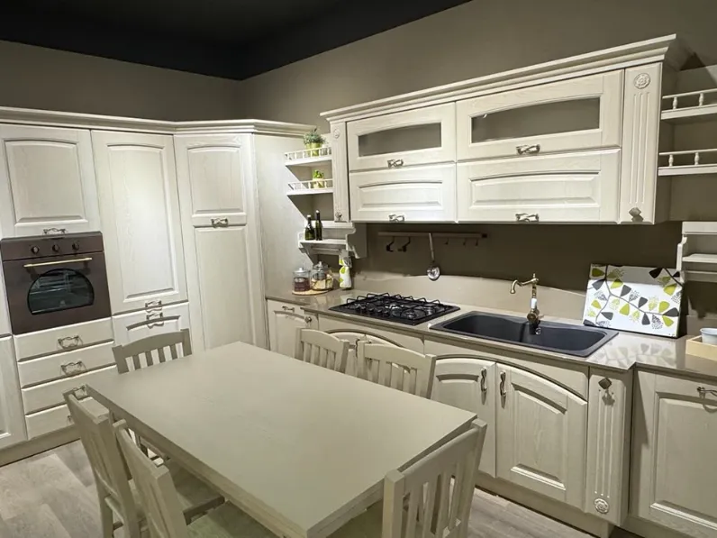 Cucina ad angolo classica grigia Mobilturi Olimpia a soli 15600 Euro
