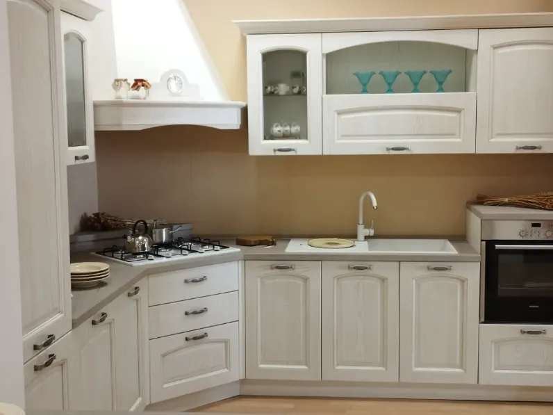 Cucina country ad angolo Emma Arredo3 a prezzo ribassato