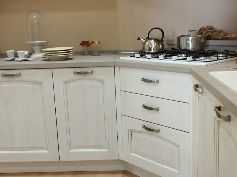 Cucina country ad angolo Emma Arredo3 a prezzo ribassato