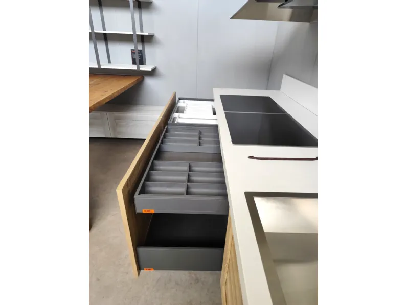 Cucina Fiorella sole design azzurra Arrex ad angolo scontata 67%