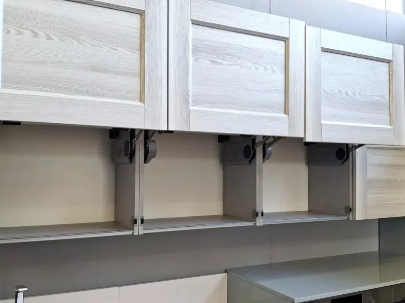 Cucina Fiorella sole design azzurra Arrex ad angolo scontata 67%