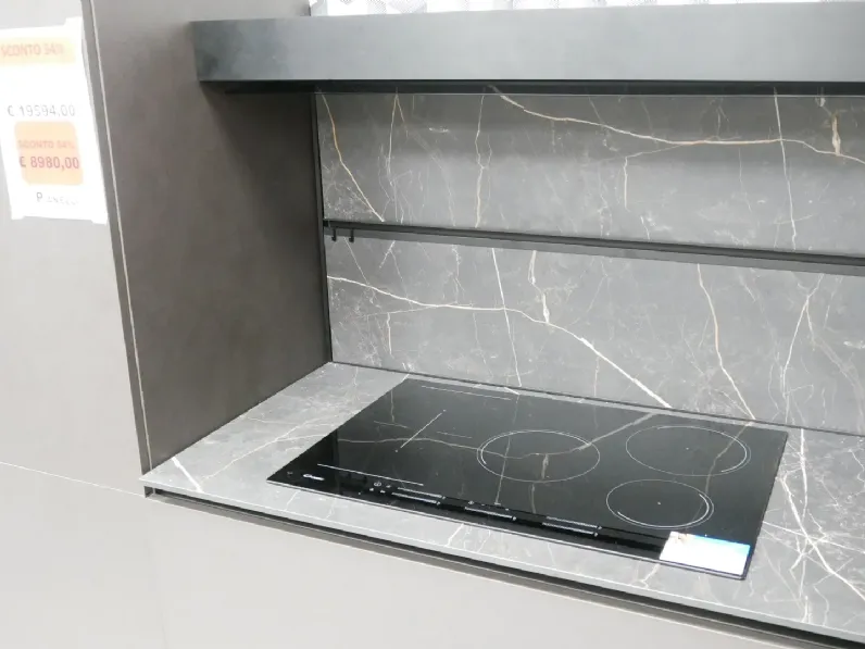 Cucina a PREZZI OUTLET in laminato materico Mobilegno -69%