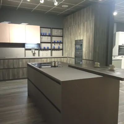 Cucina a prezzo ribassato ad angolo design Loft Arrex
