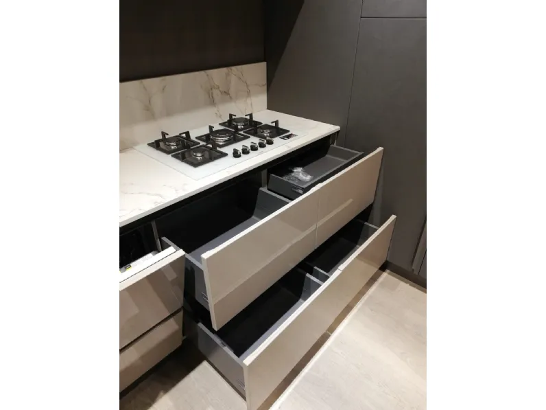 Cucina Round neck moderna tortora Lube cucine ad angolo scontata 53%