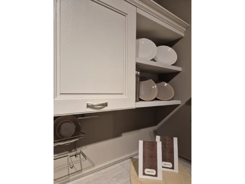 Cucina a prezzo ribassato ad angolo classica Agnese Lube cucine