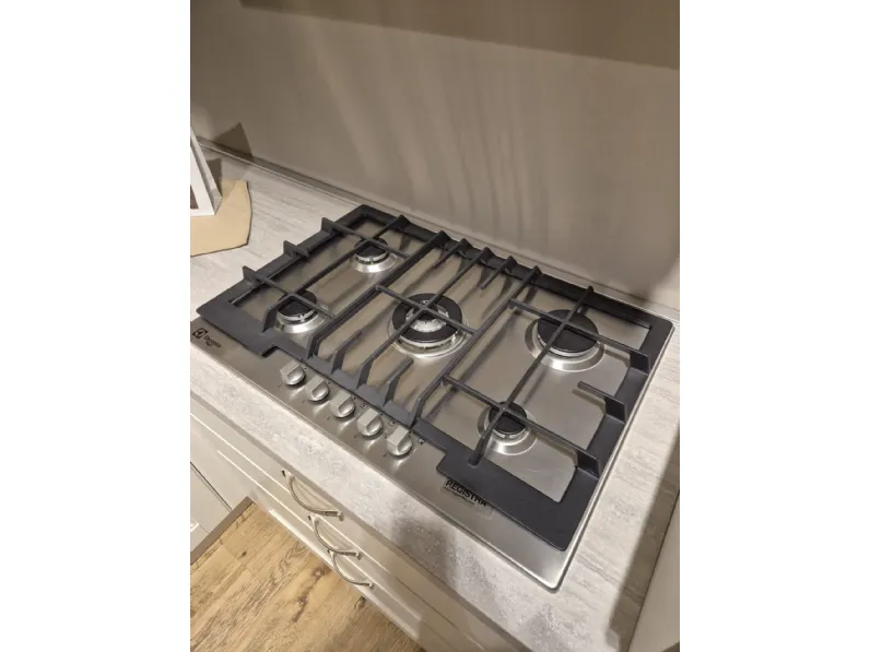 Cucina a prezzo ribassato ad angolo classica Agnese Lube cucine