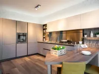 Cucina Veneta Cucine moderna ad angolo grigia in laminato materico Start time j