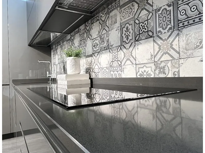 Cucina antracite moderna ad angolo Motus Scavolini a soli 13615 Euro