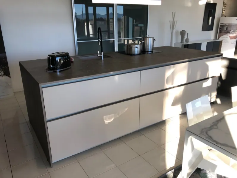 Cucina altri colori moderna ad isola Time Gentili group a soli 12990€