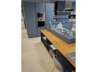 Cucina ad isola in laminato opaco grigio Fenix design a prezzo ribassato