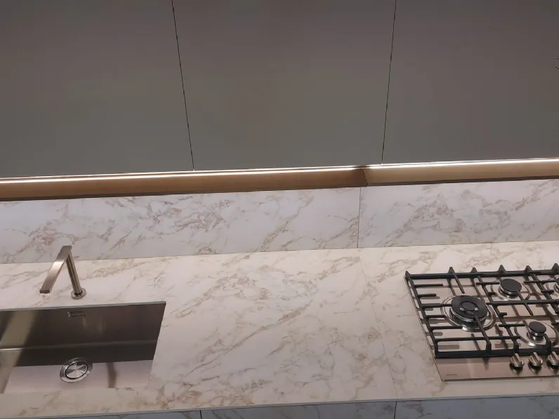 Cucina a prezzo ribassato ad angolo design Maxima 2.2 Cesar