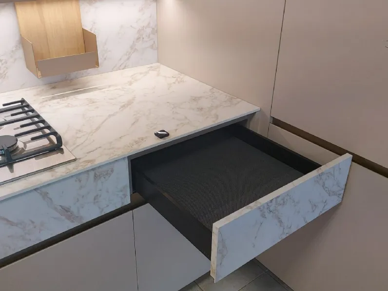 Cucina a prezzo ribassato ad angolo design Maxima 2.2 Cesar