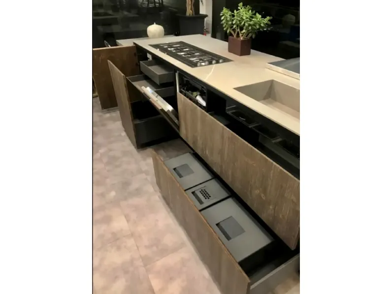 Cucina con isola Artigianale Cucina atelier wood tristrato abete SCONTATA 52%
