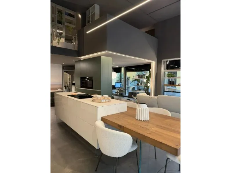 Cucina altri colori design con isola Cut  Lago a soli 45694 Euro