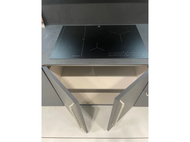 Cucina a prezzo ribassato lineare design Musa Scavolini