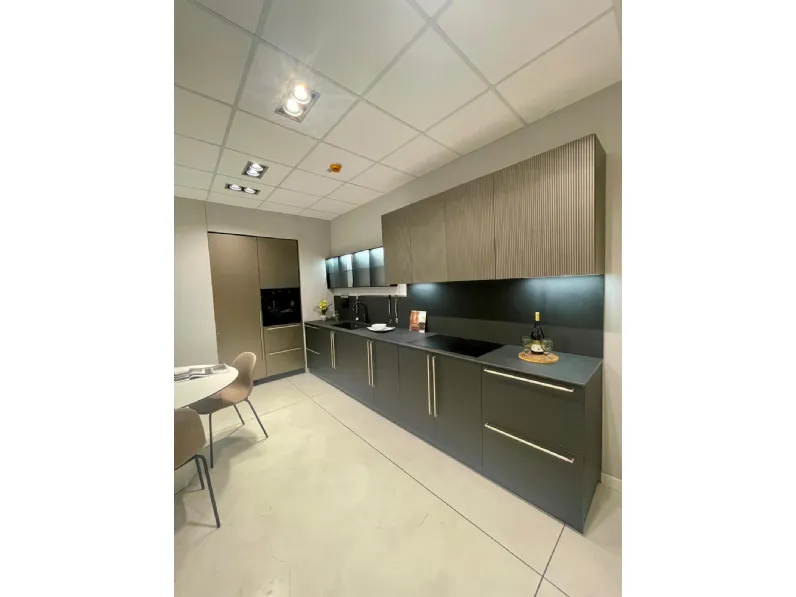 Cucina a prezzo ribassato lineare design Musa Scavolini