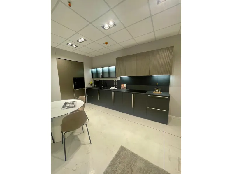 Cucina a prezzo ribassato lineare design Musa Scavolini
