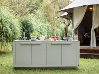 Cucina di Artigianale modello Primora scenario outdoor: richiedi il prezzo riservato 