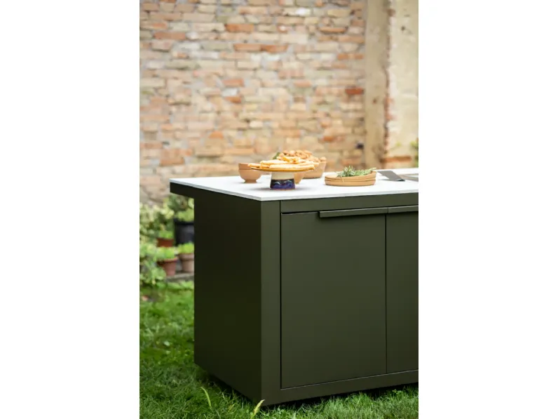Cucina di Artigianale modello Primora scenario outdoor: richiedi il prezzo riservato 