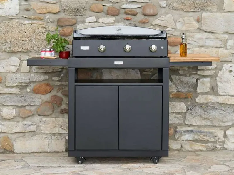 Cucina lineare in acciaio modello Tre moduli con piastra elettrica ad un prezzo riservato 