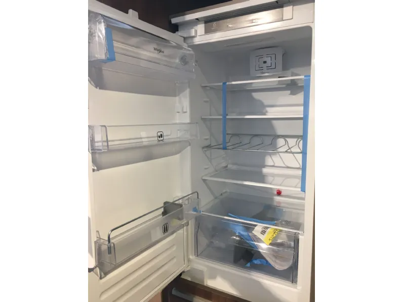 Cucina altri colori moderna ad angolo Clover bridge Lube cucine in Offerta Outlet