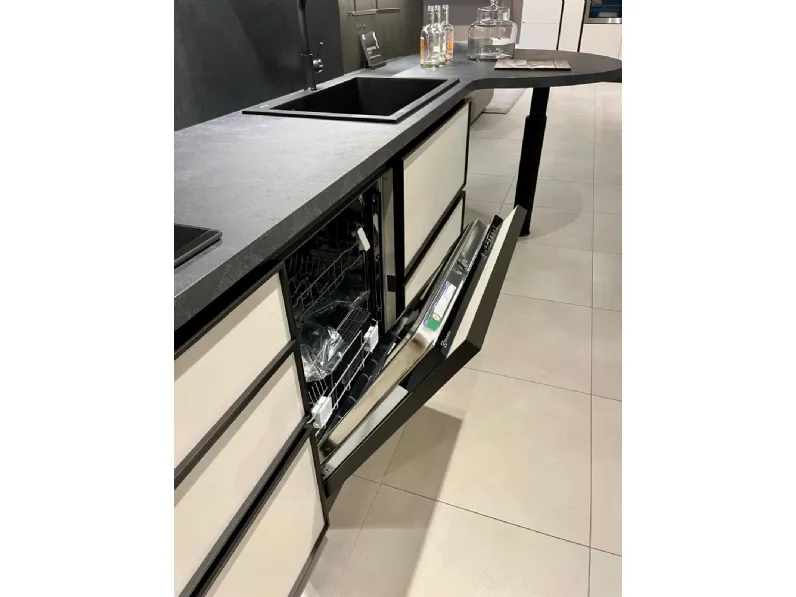 Cucina moderna ad angolo Jeometrica inside Scavolini a prezzo ribassato