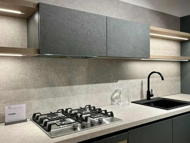 Cucina moderna ad angolo Young Stosa a prezzo scontato