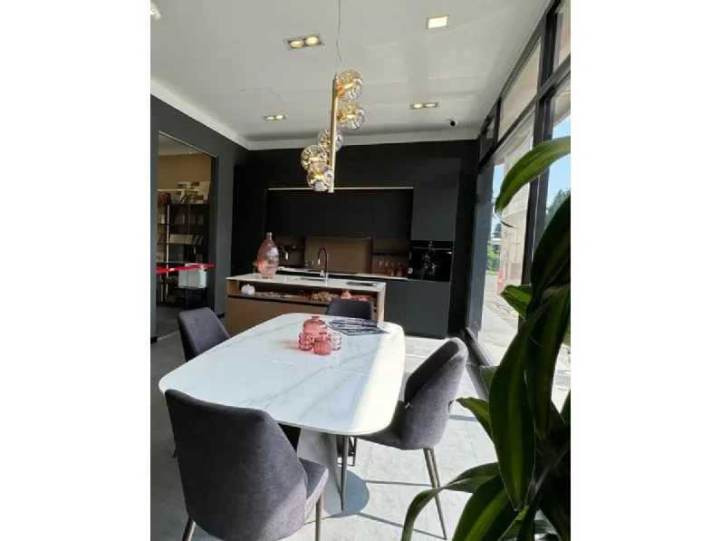 Cucina altri colori moderna con isola Scavolini Mira a soli 21000 Euro