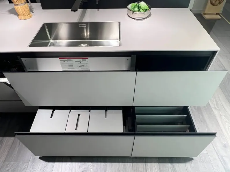 Cucina a PREZZI OUTLET in hpl Valcucine -40%