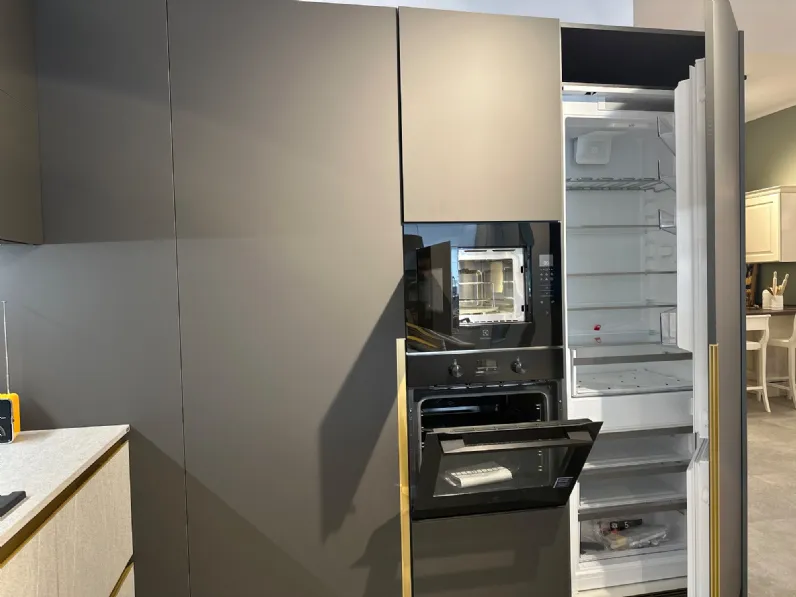 Cucina Delinea con penisola Scavolini con un ribasso imperdibile