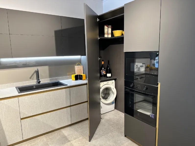 Cucina Delinea con penisola Scavolini con un ribasso imperdibile
