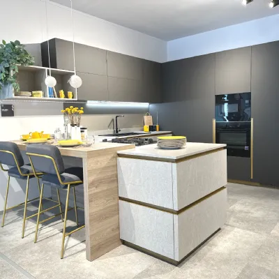 Cucina Delinea con penisola Scavolini con un ribasso imperdibile