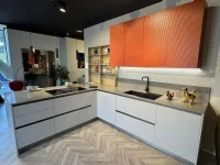 Cucina con penisola in laccata opaco a prezzo scontato 60%