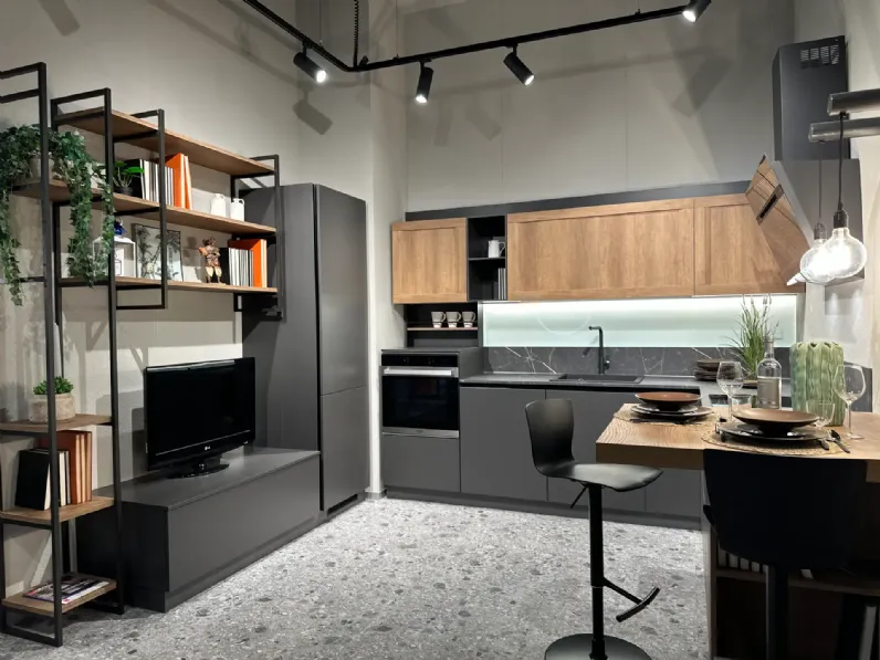 Cucina con penisola moderna altri colori Scavolini Evolution a soli 9000 Euro