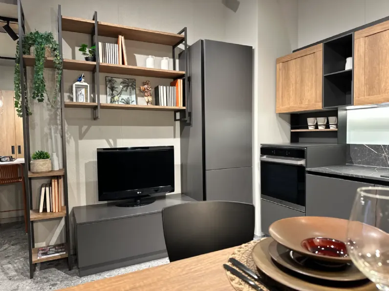 Cucina con penisola moderna altri colori Scavolini Evolution a soli 9000 Euro
