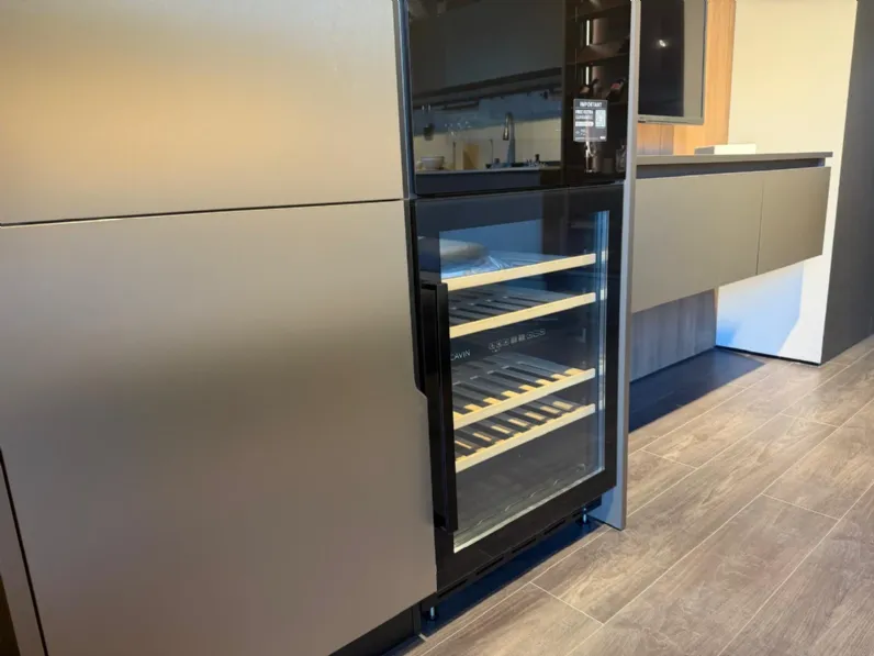 Cucina a prezzo ribassato lineare moderna Immagina neck cannettata Lube cucine