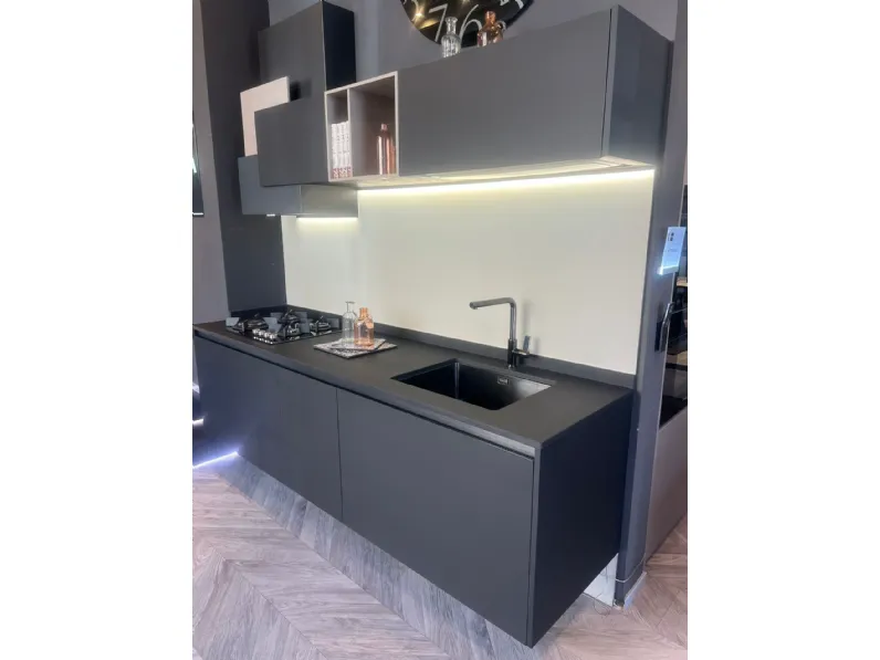 Cucina Infinity moderna altri colori Stosa lineare scontata 58%